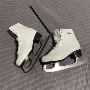 Brand new Fila ice skates.